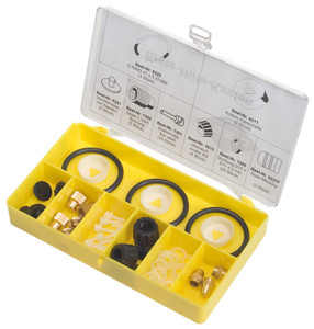 DOOS MET RESERVEONDERDELEN - TUIN