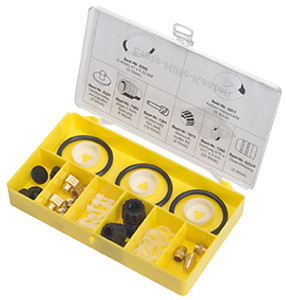 DOOS MET RESERVEONDERDELEN - BOUW