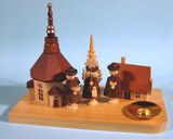 Seiffen Village Carolers Candleholder – alternate view of the wooden candleholder
