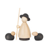 Shepherd with Two Sheep – Christmas ornament by Hartmut Hennig