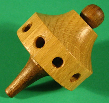 Pyramid Hub 10 Holes Natural – Christmas pyramid