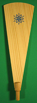 Pyramid Paddle 229mm x 76mm Snowflake – Christmas pyramid by Richard Glaesser