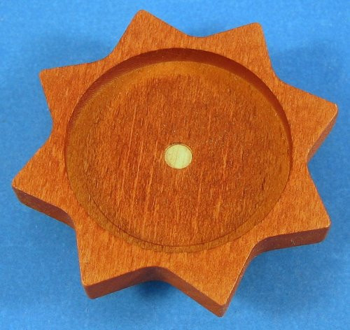 Tea Light Base Star Brown – wooden candleholder by Zeidler Holzkunst GmbH
