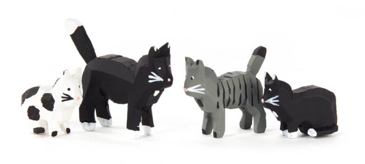 Wooden Mini Cats Kittens German Figurine 4 Piece Set – Christmas ornament by Reifendreherei Harald Lorenz