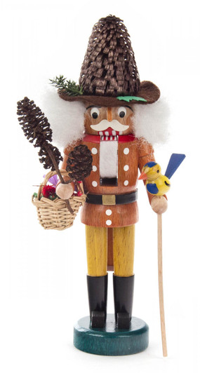 Miniature Forest Pinecone Wanderer German Nutcracker – German nutcracker by Tobias Heidenreich