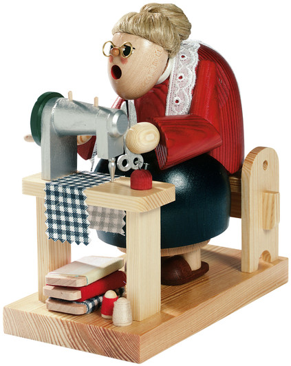Sitting Dressmaker Smoker | 16cm – German Christmas smoker by KWO