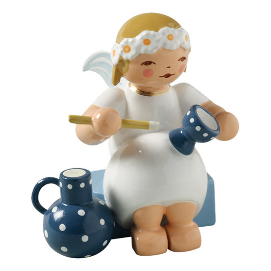WENDT & KÜHN Goodwill Snowflake Marguerite Angel with Goblet and Jug – Christmas ornament