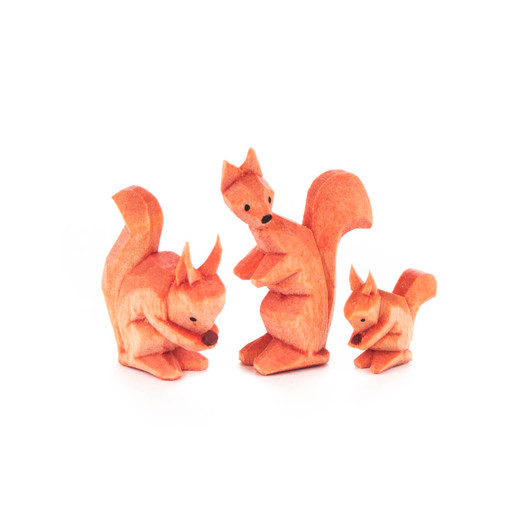 Three Carved Squirrels | 4cm – Christmas ornament by Baumanns Holzschnitzerei