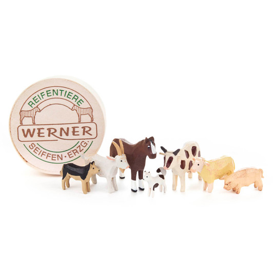 Handcarved Domestic Farm Animals in Chip Box – Christmas ornament by Werner Reifentiere Manufactory