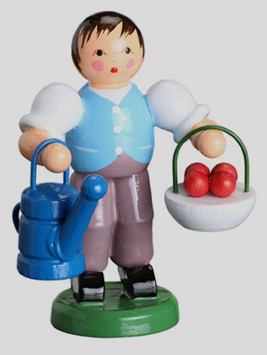 German Figurine with Basket of Apples – Christmas ornament by Zeidler Holzkunst GmbH