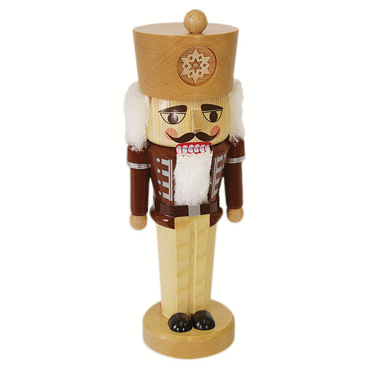 Snowflake German Nutcracker Natural Wood Colors – German nutcracker by Richard Glaesser