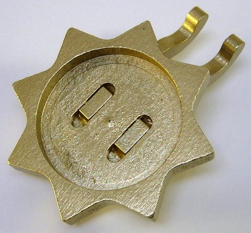 Gold Tealight Holder – wooden candleholder by Zeidler Holzkunst GmbH