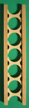 Mueller Replacement Fence 21mm Tall – detail view of the Christmas pyramid