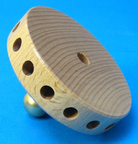 Pyramid Hub 12 Holes - 6mm / 7mm – alternate view of the Christmas pyramid