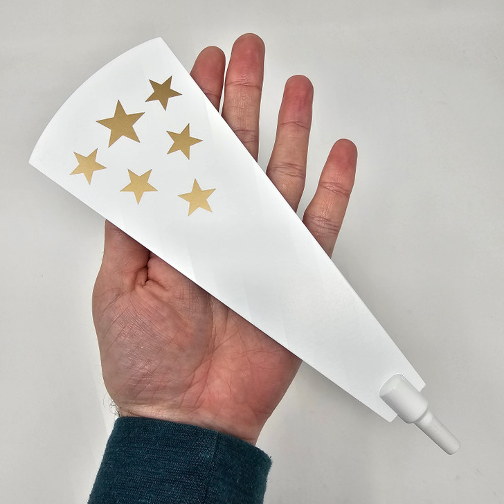 Pyramid Paddle 241mm x 89mm White – detail view of the Christmas pyramid