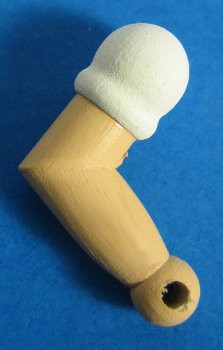 Replacement Arm with Hole – wooden figurine by Zeidler Holzkunst GmbH