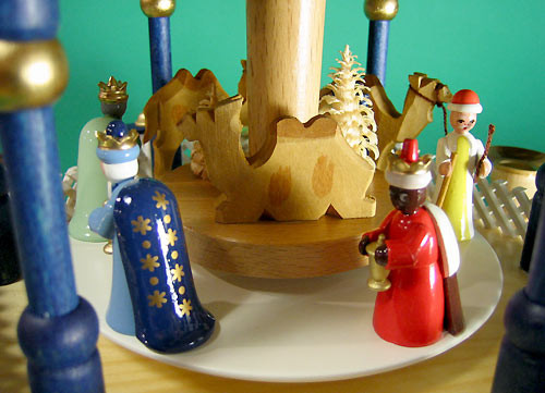 Richard Glässer – Christmas German Pyramid German Blue White 4 Level