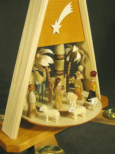 Elaborate One Level Nativity Pyramid – detail view of the Christmas pyramid