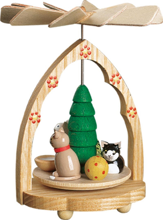Miniature Pyramid Cats Playing | Warm Air Pyramid – Christmas pyramid by Richard Glaesser
