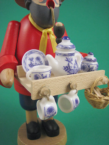 Porcelain Vendor Peddler German Smoker – detail view of the German Christmas smoker