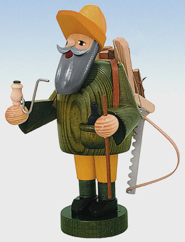 Woodsman Forest German Smoker – alternate view of the German Christmas smoker
