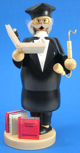 Persuasive Lawyer German Smoker – side view of the German Christmas smoker
