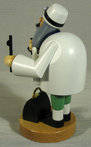Doctor German Smoker – detail view of the German Christmas smoker