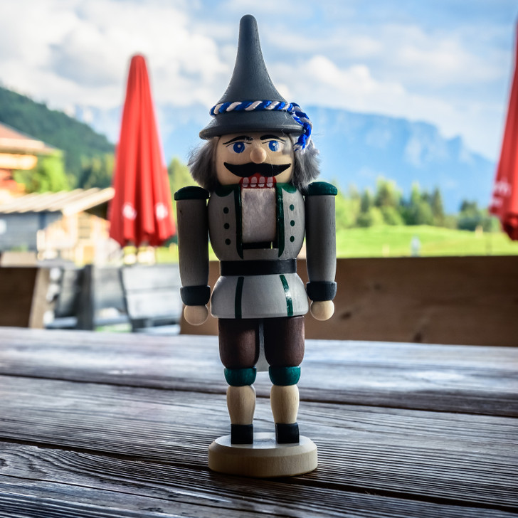 Miniature Bavarian German Nutcracker – alternate view of the German nutcracker