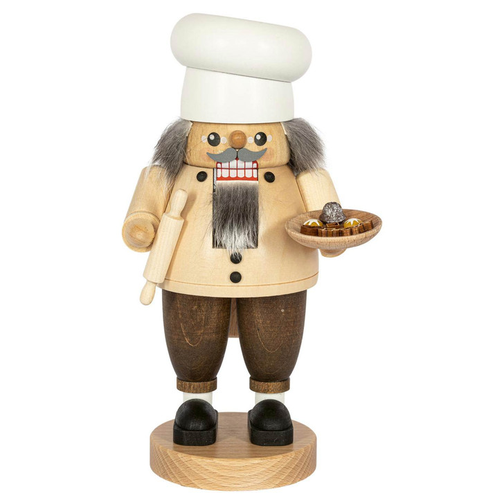 Gourmet Baker German Nutcracker – German nutcracker by Richard Glaesser