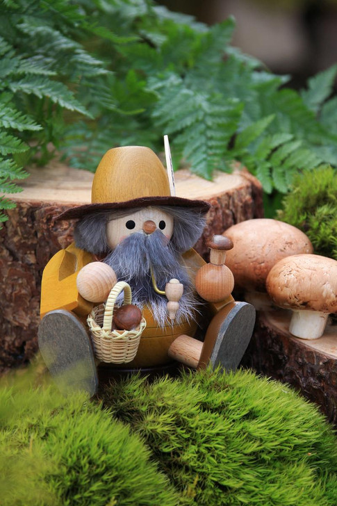 Mushroom Man Sitting Natural German Smoker – alternate view of the German Christmas smoker