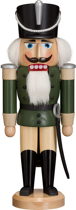 Hussar Esche Lasiert Nutcracker – detail view of the German nutcracker