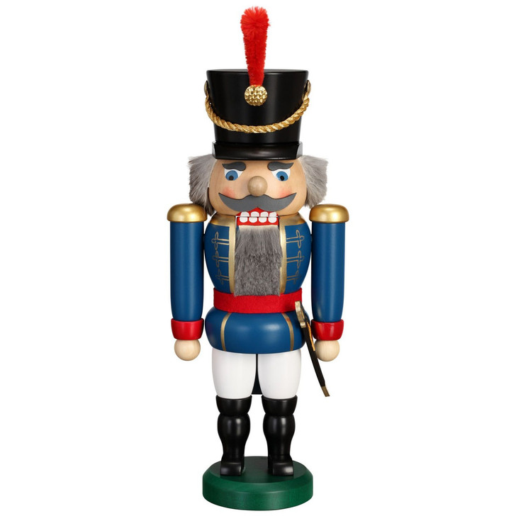 Hussar Soldier German Nutcracker | 11 Inches – detail view of the German nutcracker
