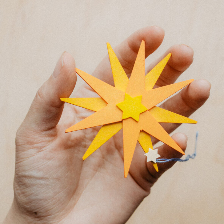 Christmas Stars Wooden Ornament – side view of the Christmas ornament