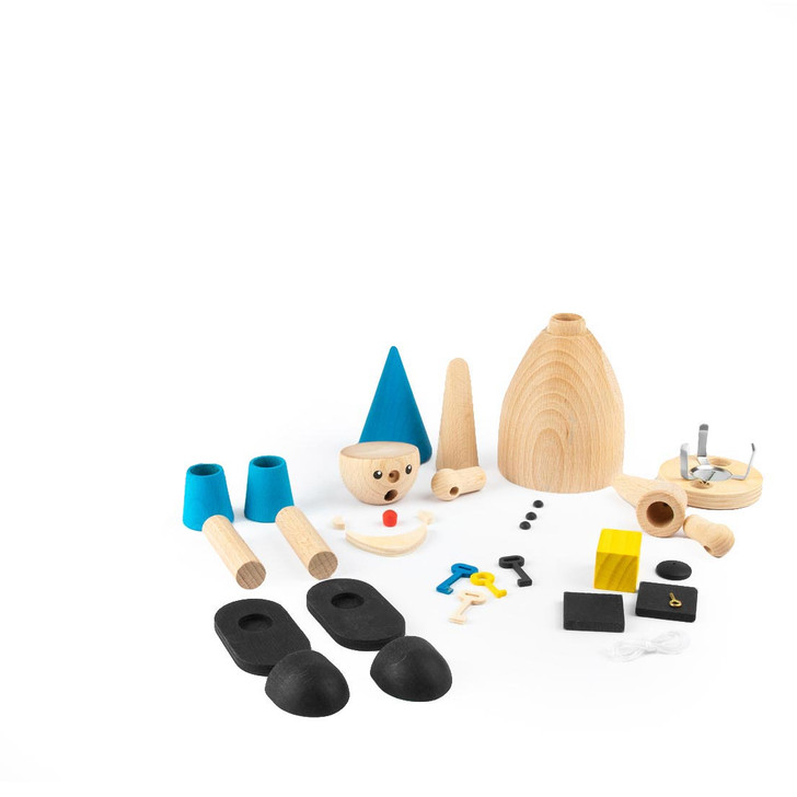 Unfinished Kit: Smoking Gnome with Lantern