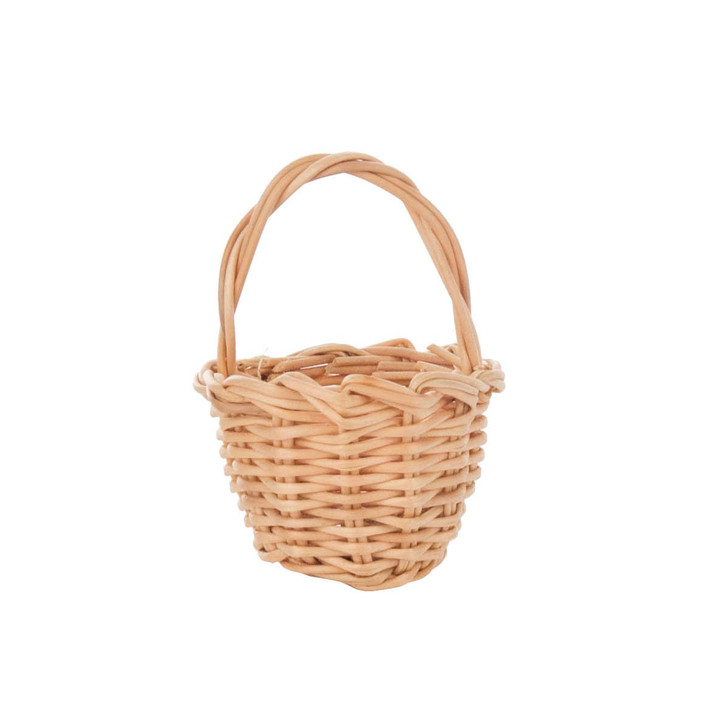 Replacement Mini Wood Reed German Basket Figurine – detail view of the wooden figurine