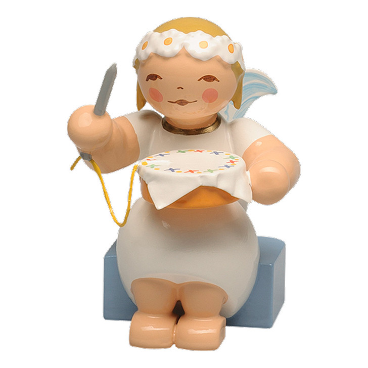 WENDT & KÜHN Goodwill Snowflake Marguerite Angel with Embroidery – Christmas ornament