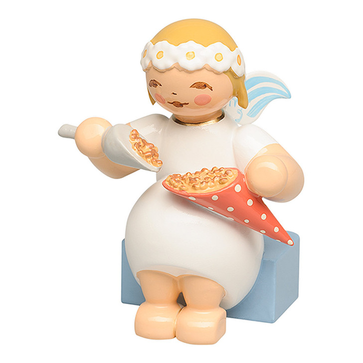 WENDT & KÜHN Goodwill Snowflake Marguerite Angel with Roasted Almonds – Christmas ornament