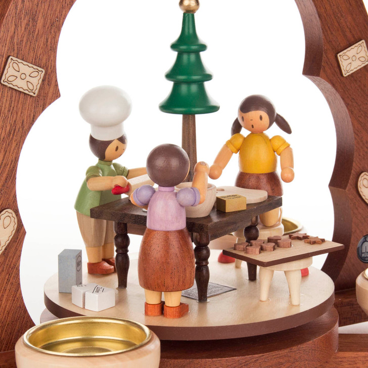Children Baking in the Kitchen Holiday Pyramid – detail view of the Christmas pyramid