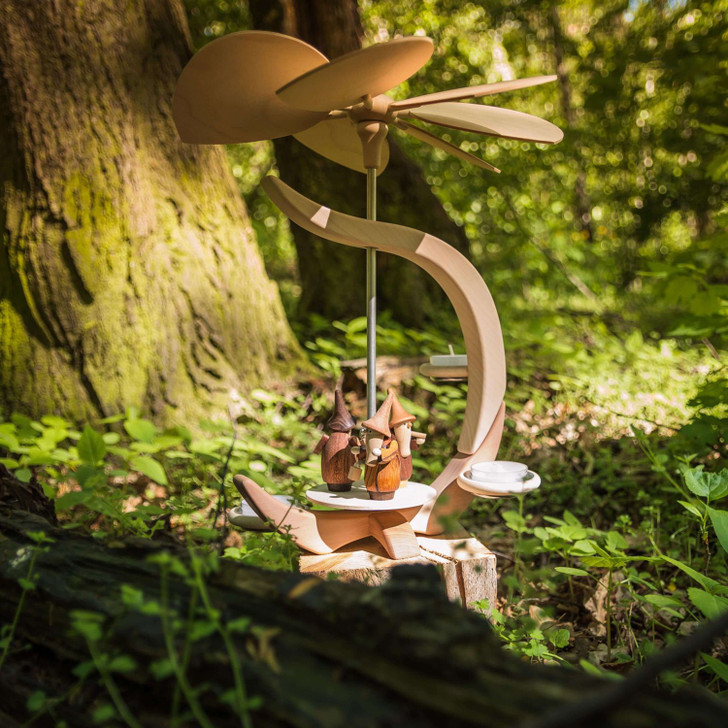 Gnome Miners C-Shaped German Tealight Pyramid | 11.7 Inches Tall – detail view of the Christmas pyramid
