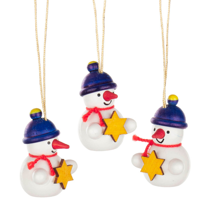 Three Tiny Snowmen holding Star - Wooden German Ornaments | 3cm – Christmas ornament by Claudia Lorenz