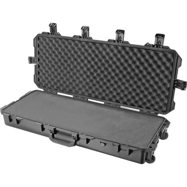 Pelican iM3100 Storm Long Case interior and latch detail