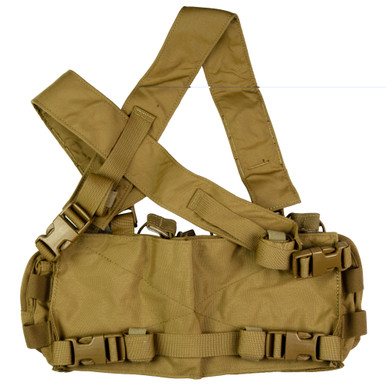 Close-up of D3CRH optimized magazine pouches in Coyote tan