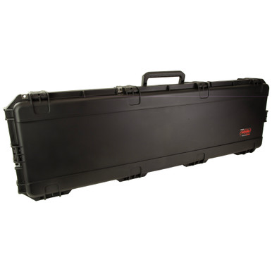 SKB i-Series Three Gun Hard Case Black closed view showing latches and exterior shell