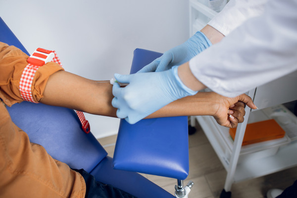 How to Maintain and Clean Your Phlebotomy Chair for Longevity