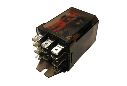 Tyco Electronics | RELAY | 110V TPDT 16A | RM705615