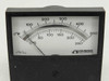 Omega 7035-J-500 — front panel close-up showing Type J thermocouple dual-scale dial (0–500°F / 0–250°C) and Omega Engineering Inc. branding