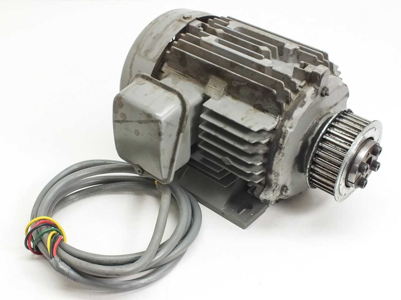 Hitachi 3-Phase 200⁄220 VAC Induction Motor 0.75kW 71-1326 TFO-K 4P
