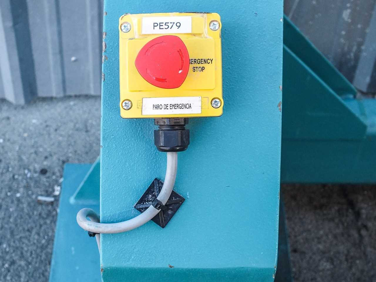 Boschert 10' Unwinder Roller and Safety Chucks 3-Phase 3.125