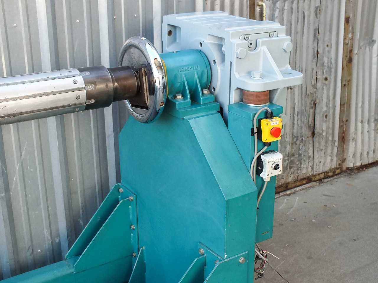 Boschert 10' Unwinder Roller and Safety Chucks 3-Phase 3.125