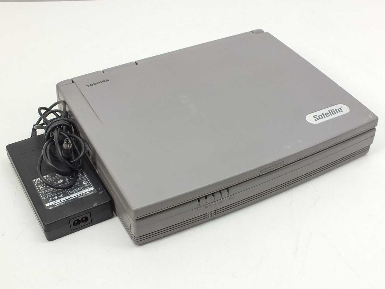 Toshiba Satellite 4025CDT Pentium II 300MHz 64MB Laptop